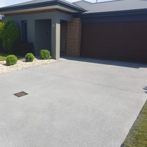 Spray pave driveway 6